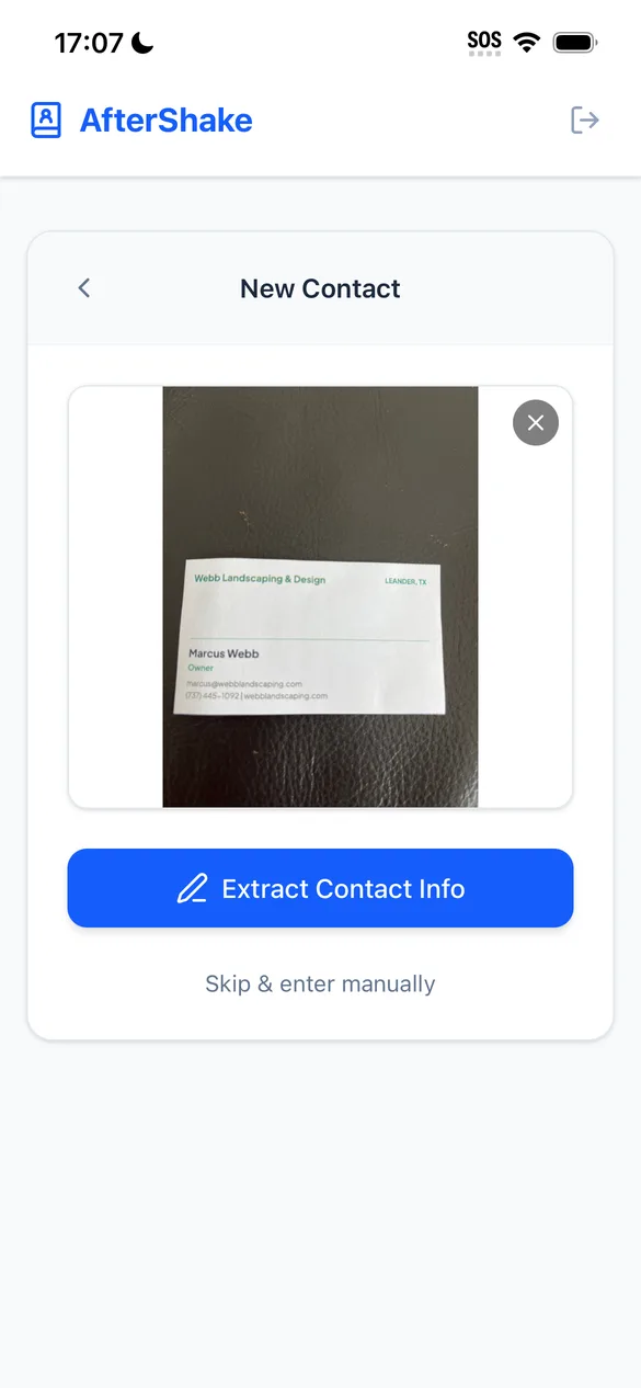 AfterShake camera screen scanning a business card